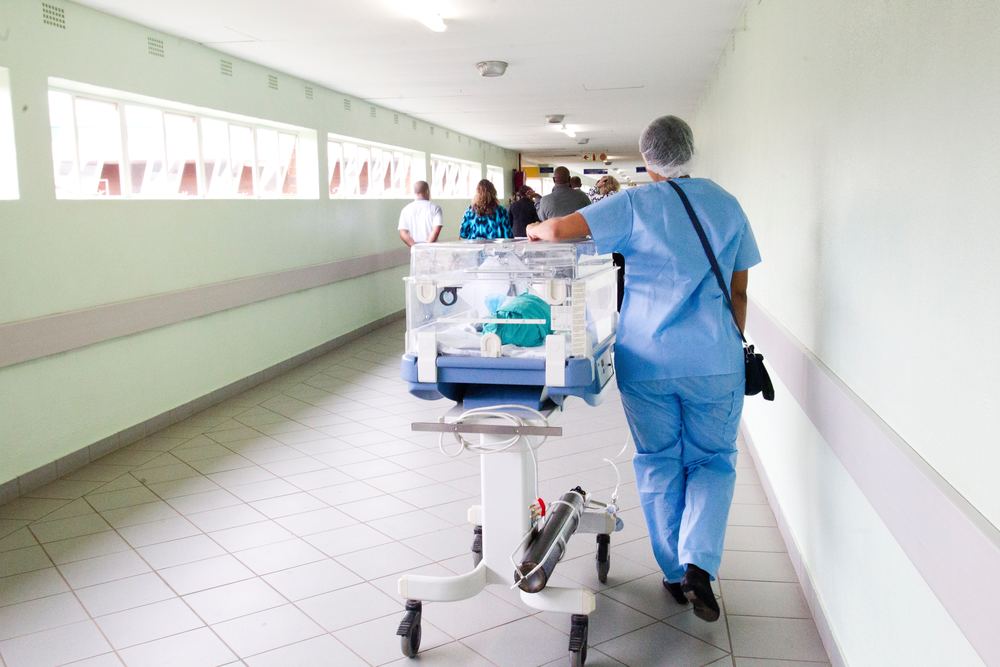 Helsesko er viktig med tanke på hvor mye man går i jobben som sykepleier