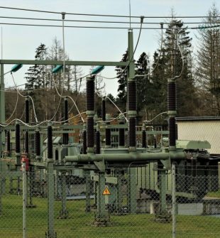 Trafo 230v til 400v  slik får du riktig spenning til moderne utstyr