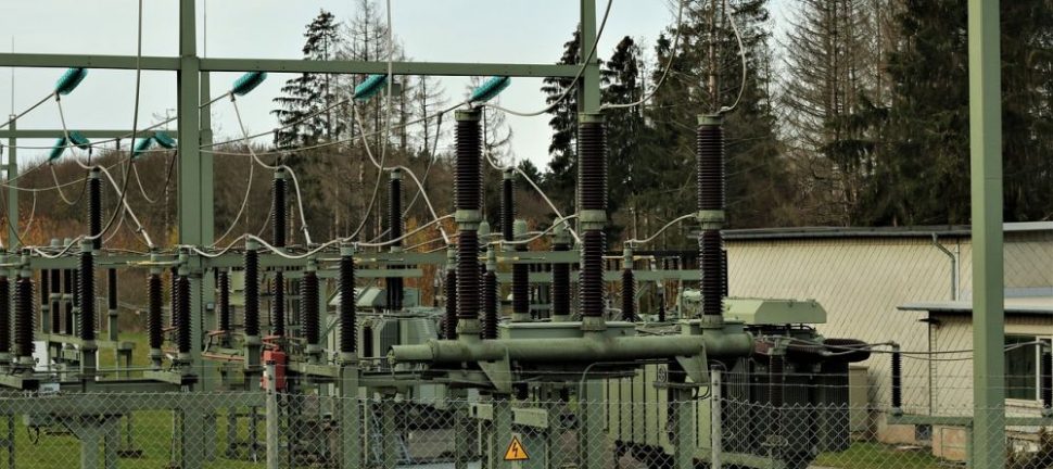 Trafo 230v til 400v  slik får du riktig spenning til moderne utstyr