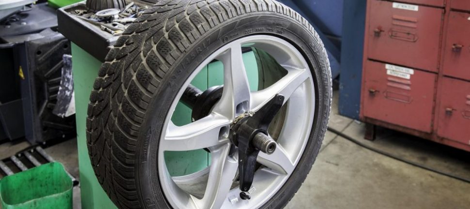 Dekkhotell i Ålesund: Trygg og enkel lagring av dekk