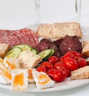 Catering i sarpsborg: smakfull mat som gjør arrangementet komplett